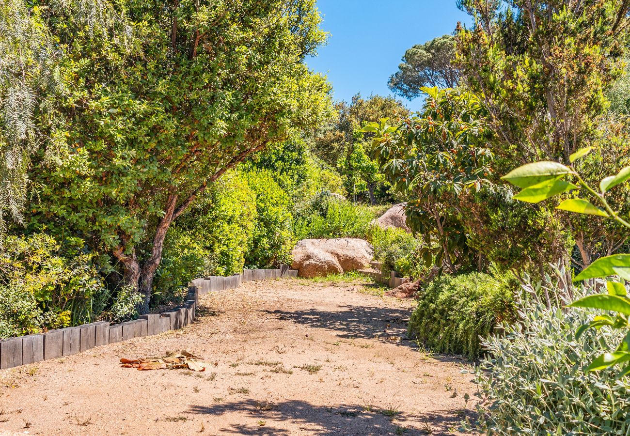 Villa a Lecci - Villa Cala Rossa