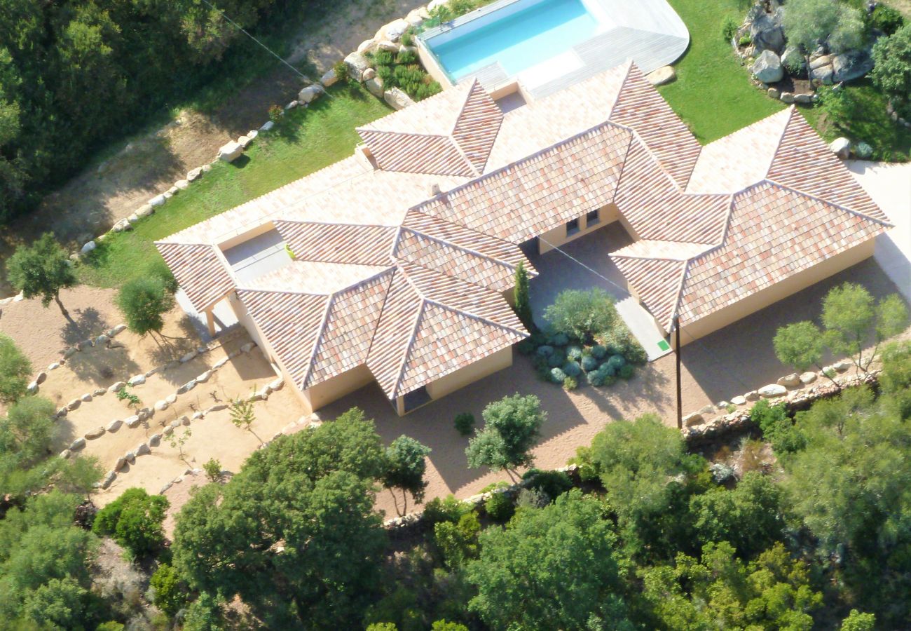 Villa a Pinarello - Villa Alivu