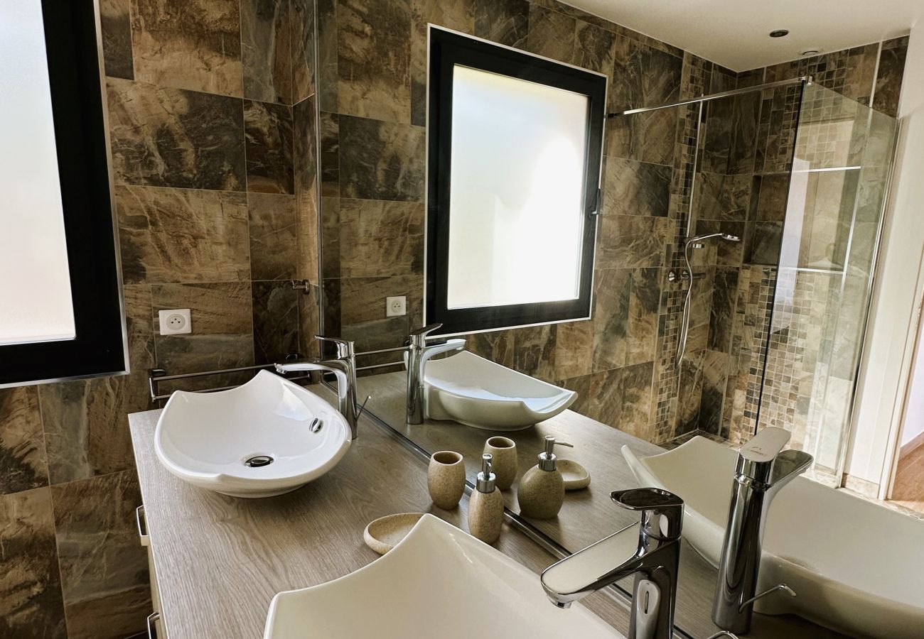 Villa a Sainte-Lucie de Porto-Vecchio - Villa Lume