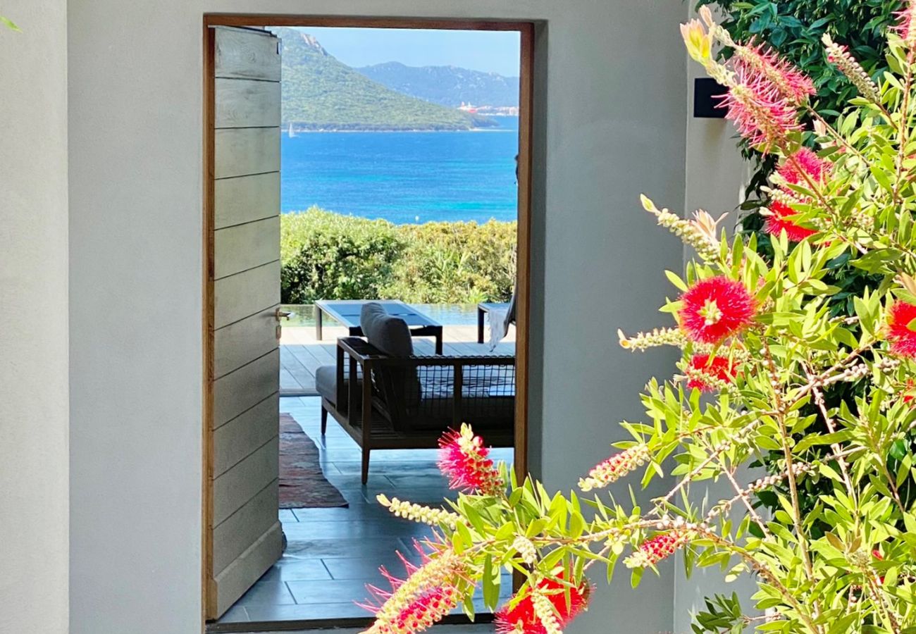 Villa luxe vue mer cala rossa