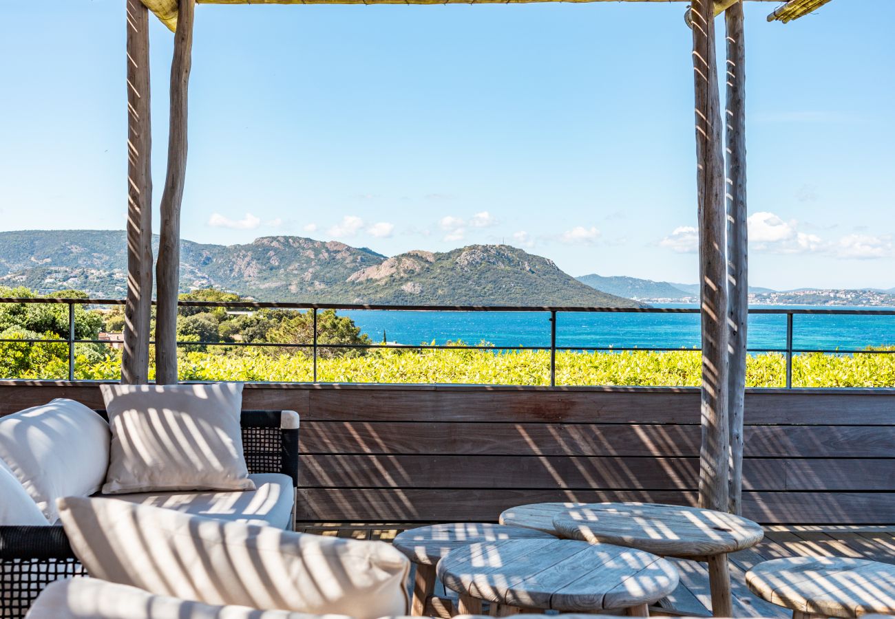 Villa à Lecci - Villa Cala Rossa