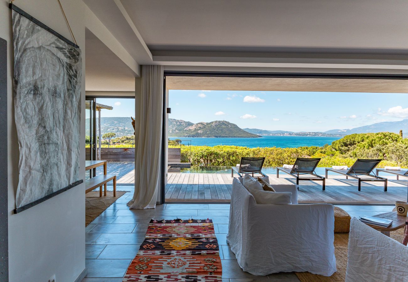 Villa à Lecci - Villa Cala Rossa