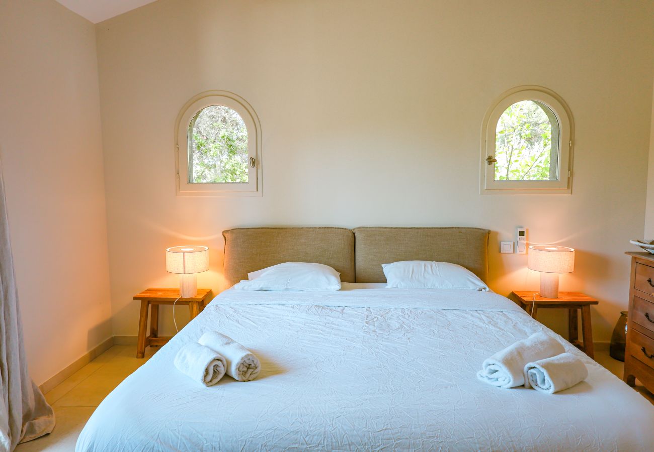 Villa à Sainte-Lucie de Porto-Vecchio - Villa Casta Joia