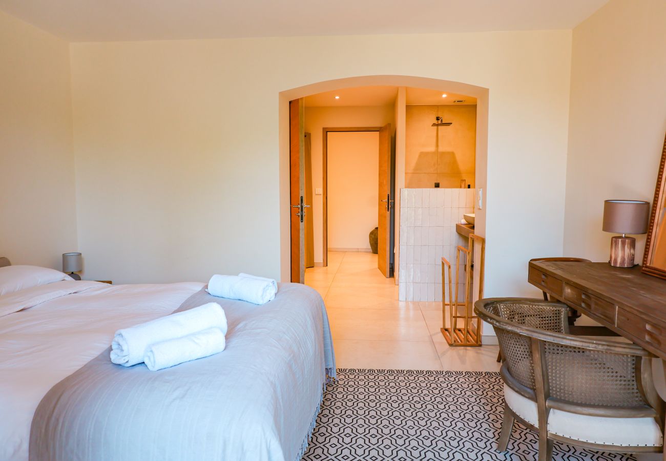 Villa à Sainte-Lucie de Porto-Vecchio - Villa Casta Joia