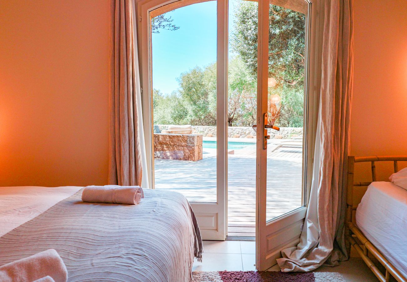 Villa à Sainte-Lucie de Porto-Vecchio - Villa Casta Joia