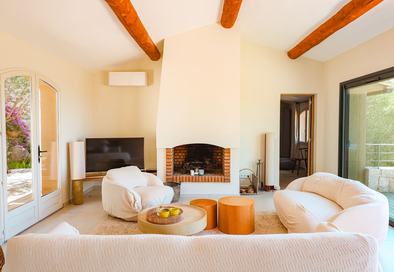 Villa à Sainte-Lucie de Porto-Vecchio - Villa Casta Joia
