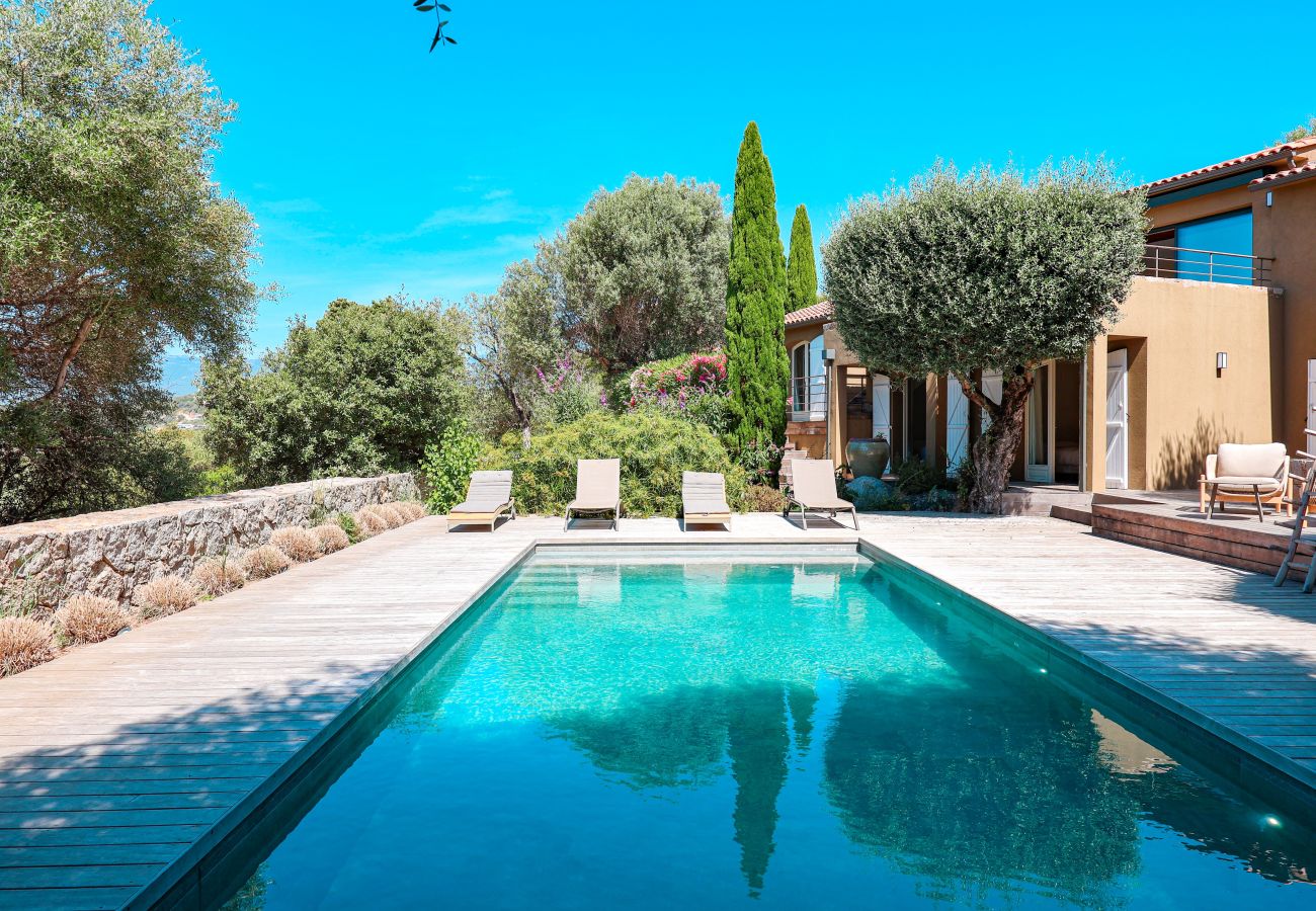 Villa à Sainte-Lucie de Porto-Vecchio - Villa Casta Joia