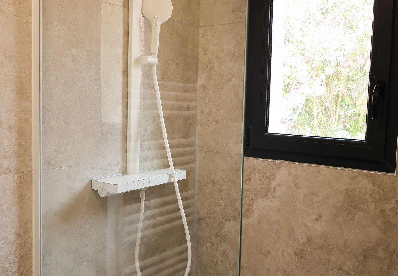 Villa à Sainte-Lucie de Porto-Vecchio - Villa Luciana Di Santa Lucia