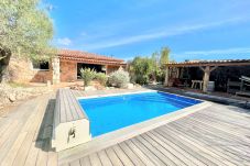 villa à Sainte-Lucie de Porto-Vecchio - Villa style bergerie avec pool house à St Lucie