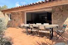 villa à Sainte-Lucie de Porto-Vecchio - Villa style bergerie avec pool house à St Lucie