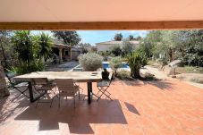 villa à Sainte-Lucie de Porto-Vecchio - Villa style bergerie avec pool house à St Lucie