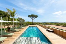 villa à Sainte-Lucie de Porto-Vecchio - Villa 5 chambres accès plage à Pinarello