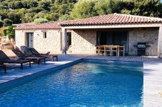 villa à Pinarello - Belle bergerie vue mer & montagne